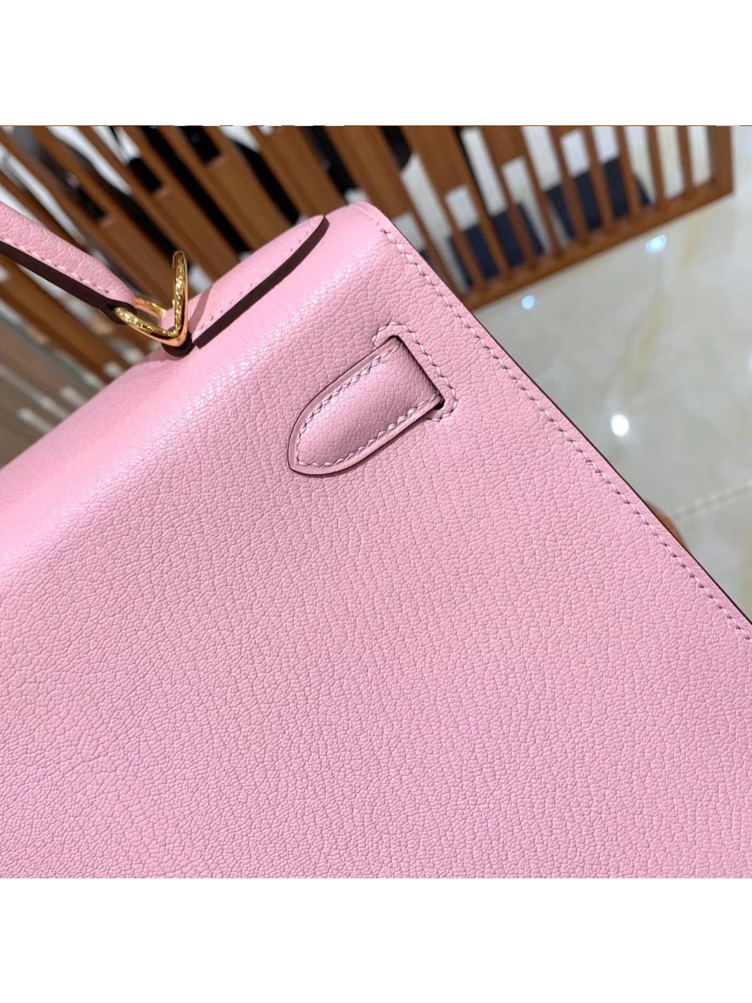 Leather 25cm Top-Handle Crossbody Bag - Image 2