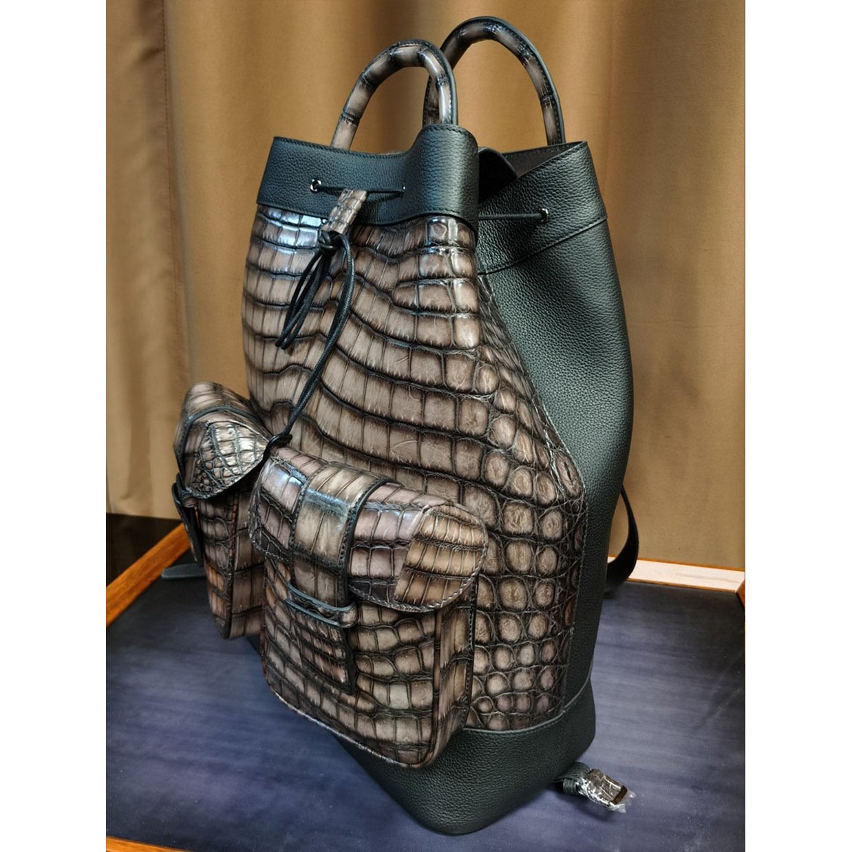 Polished Crocodile Leather Casual Backpack - Image 3