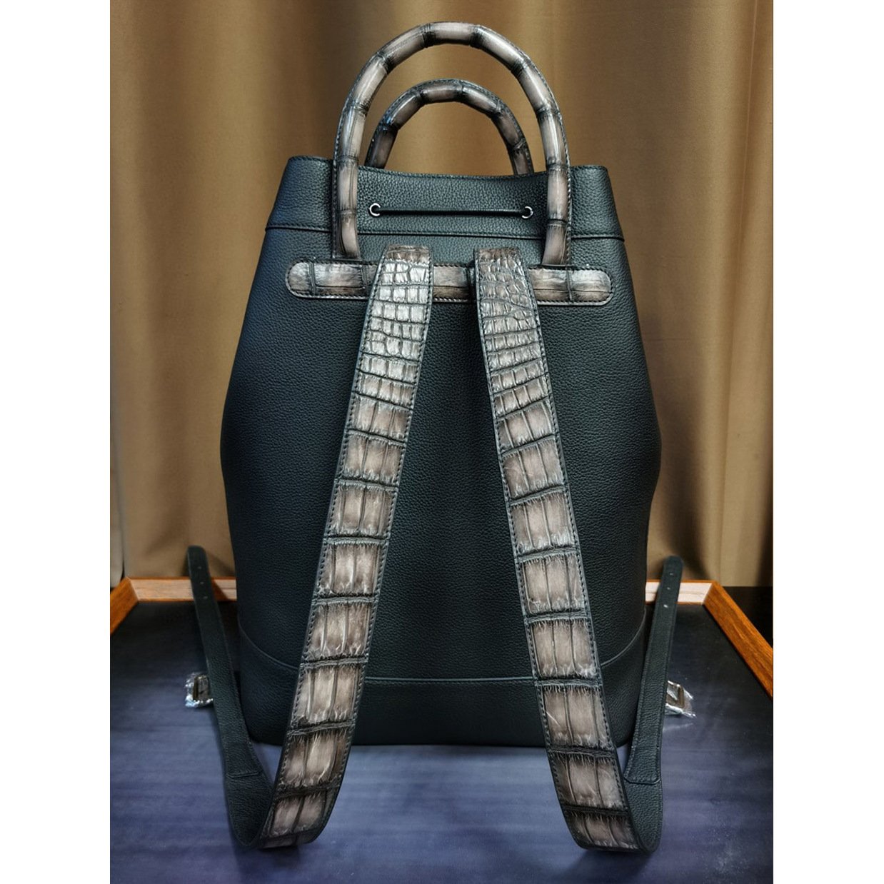 Polished Crocodile Leather Casual Backpack - Image 2