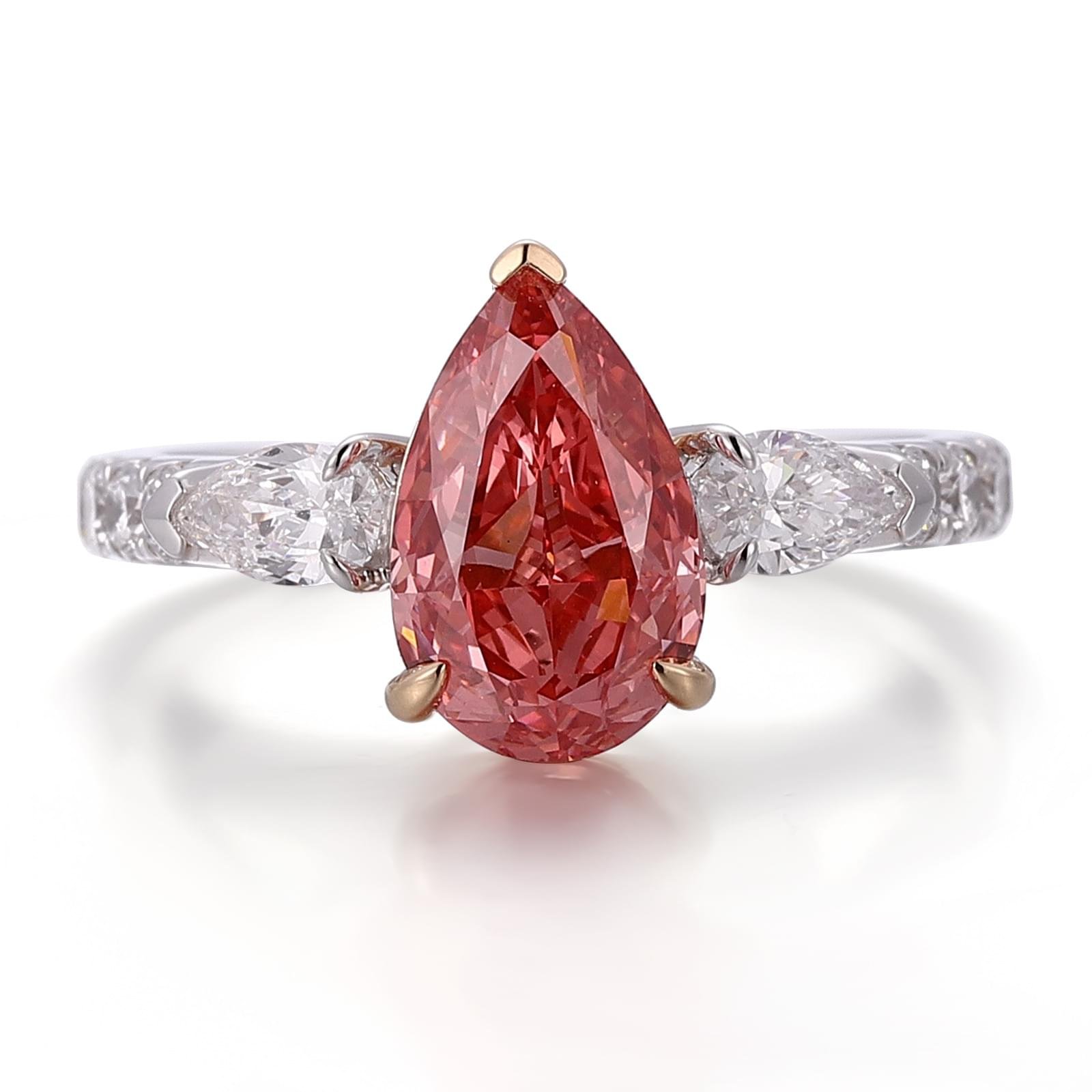 2 Carat Pear-Cut Pink Lab-Grown Diamond Ring in 18K Gold