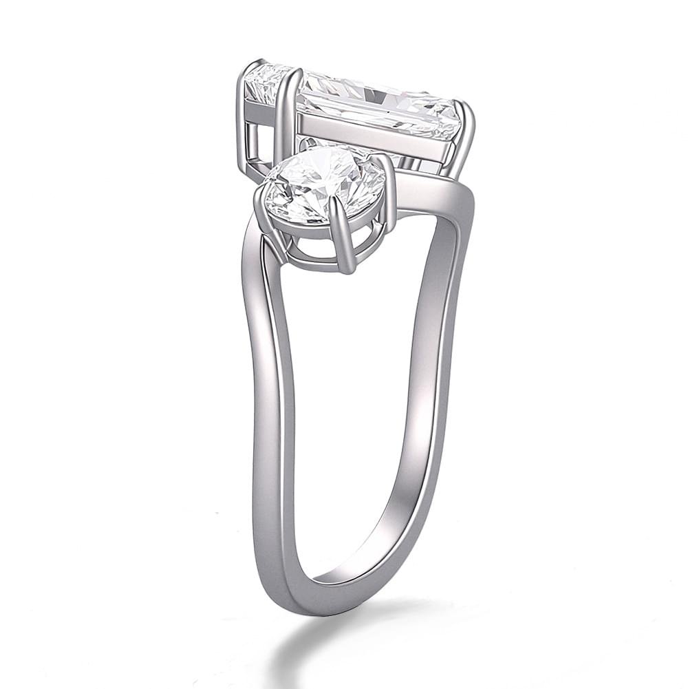 LENTISARA 2 Carat Radiant-Cut Lab-Grown Diamond Twist Ring in 18K Gold - Image 3